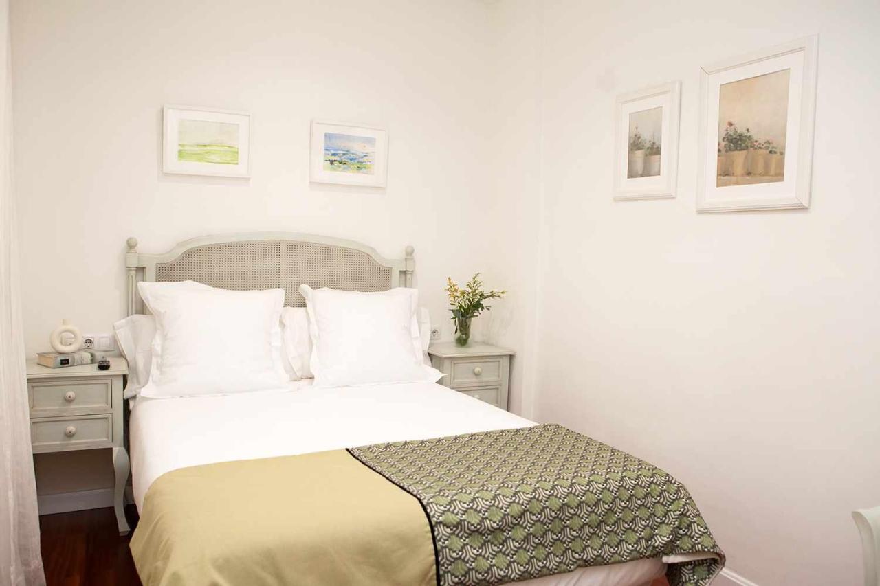 Appartement Charming With Pool And Garage