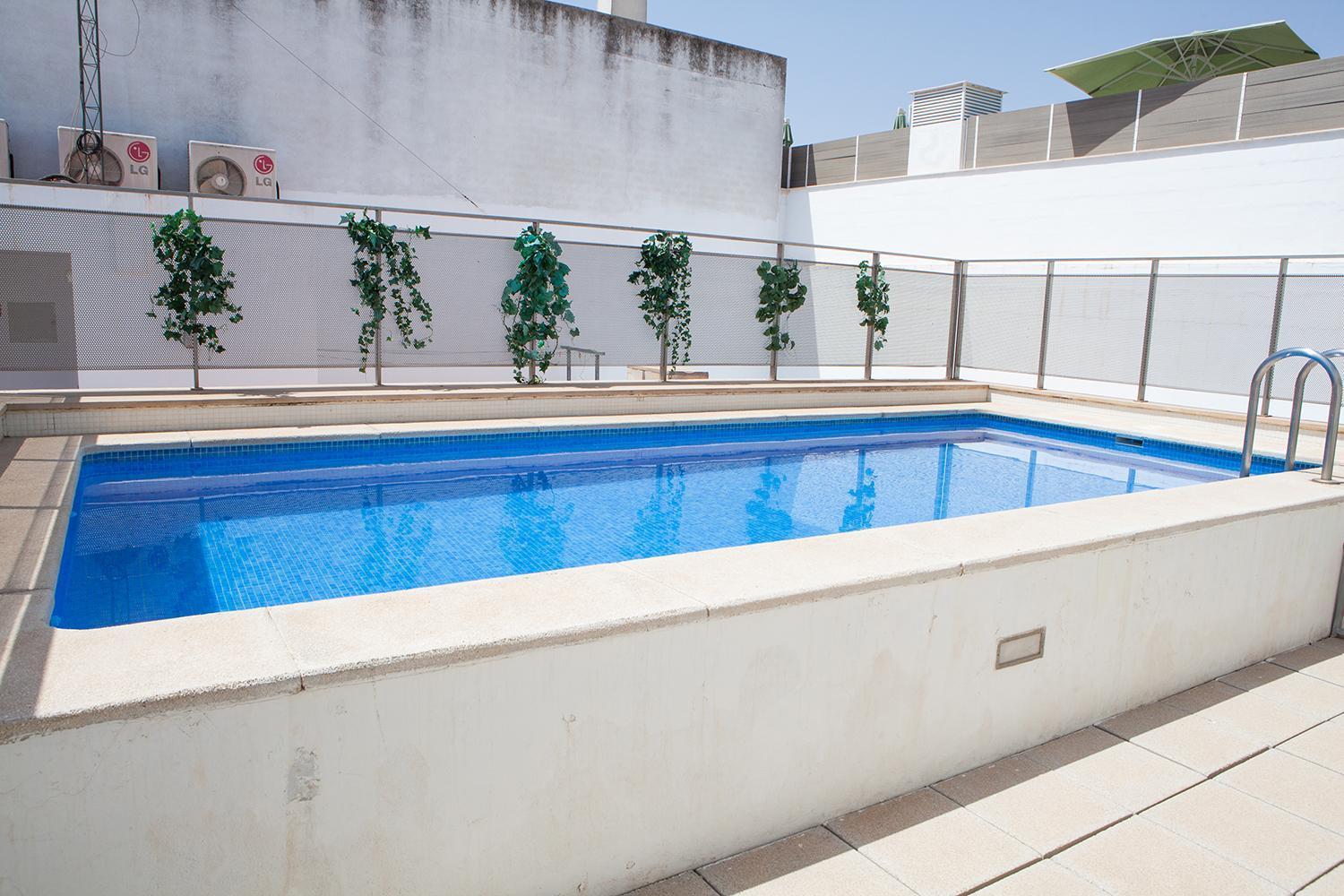 Charming With Pool And Garage Appartement Séville